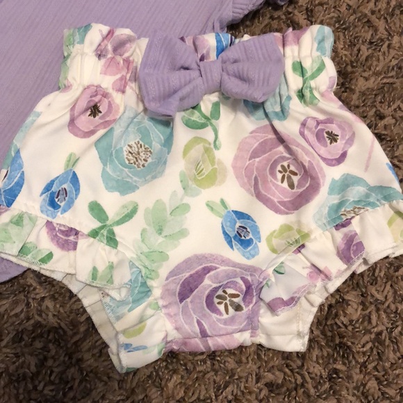 ADORABLE Spring outfit - Picture 5 of 5